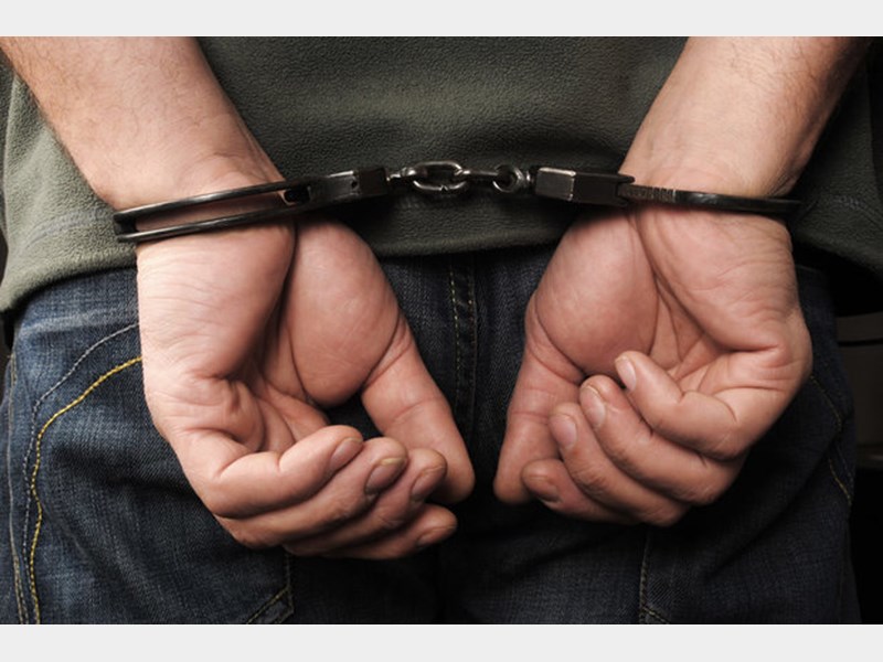دستگیری سارق حرفه‌ای باطری موتورسیکلت و رمزگشایی از ۶ فقره سرقت در کاشمر