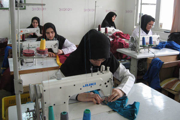 فعالیت بزرگ‌ترین واحد تولیدی پوشاک زنان روستایی با همکاری سفارت ژاپن در تایباد