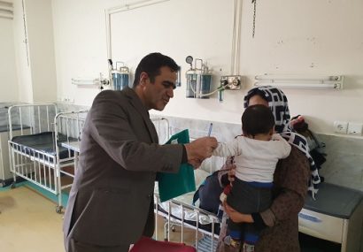 معاون درمان دانشگاه علوم پزشکی مشهد: ۱۴ درصد نیروهای متخصص اعزامی امسال به شهرستان تایباد اختصاص‌یافته است