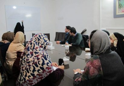 برگزاری کارگاه داستان‌نویسی انجمن سیمرغ نیشابور/گزارش تصویری