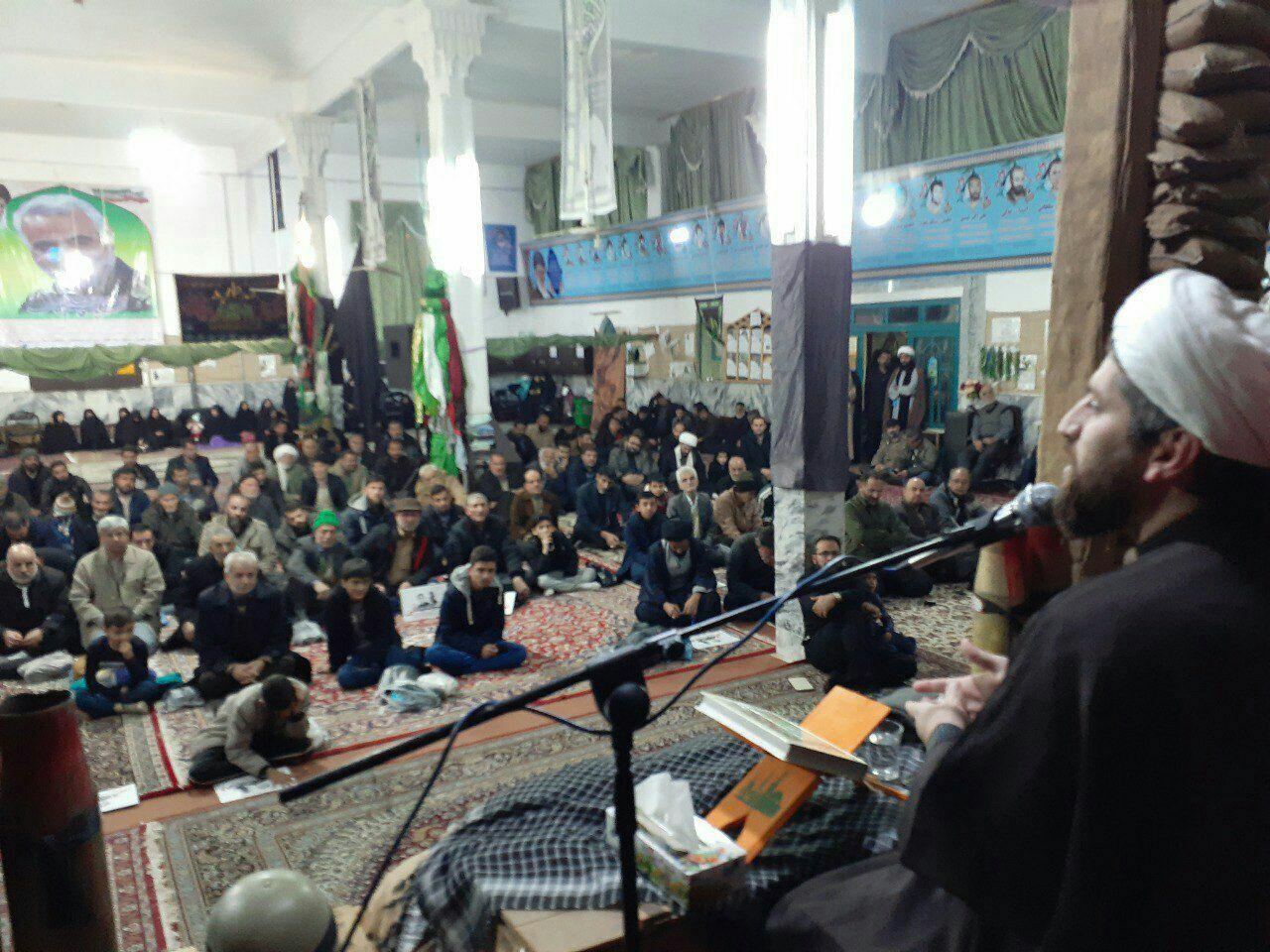 سفارت انگلیس لانه جاسوسی و فتنهگری است تعطیلش کنید