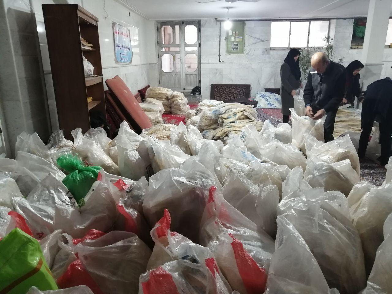 بارگیری و اعزام اولین محموله کمکهای پایگاههای مقاومت بسیج نیشابور به سیستان و بلوچستان