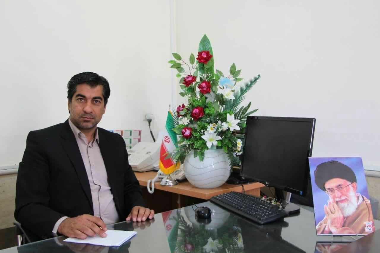 همزمان با گرامیداشت دهه فجر مزار شهدای مه ولات بااعتبار یک میلیارد و ۲۰۰ میلیون ریال ساماندهی میشود