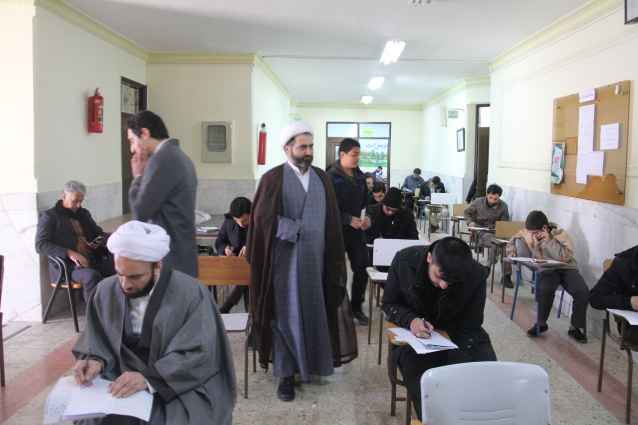 ۱۱ هزار خراسانی در آزمون قرآن و عترت شرکت کردند