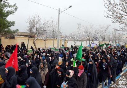 راهپیمایی ۲۲ بهمن در شهر گلبهار برگزار شد