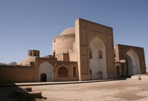 اجرای عملیات مرمتی در مجموعه تاریخی فرهنگی قطب‌الدین حیدر تربت‌حیدریه