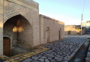 اجرای سنگ فرش و آجرفرش قلعه تاریخی سنگان رشتخوار