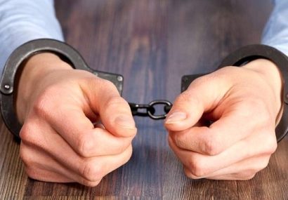 دستگیری متهمان به سرقت خودرو در چناران