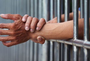 آزادی ۴ نفر از محکومین مالی زندان تربت جام