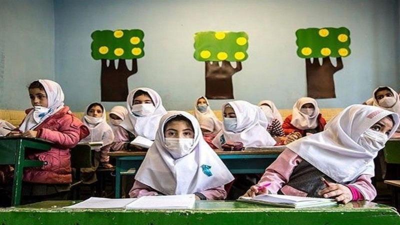 مدیرکل آموزش و پرورش خراسان رضوی: ثبت نام دانش آموزان نباید منوط به اخذ وجه از سوی مدارس شود
