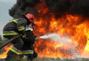 انجام بیش از ۳۰۰ ماموریت امداد و نجات و اطفاء حریق توسط آتش نشانان طی هفته گذشته در مشهد