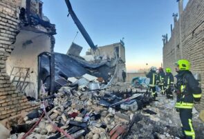 انفجار توام با آوار و آتش سوزی منزل مسکونی در مشهد + گزارش تصویری