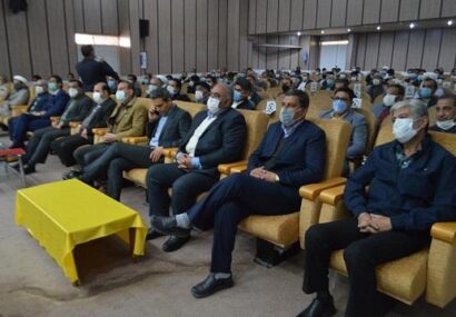 تجلیل از قهرمانان تولید بخش کشاورزی شهرستان تایباد برگزار گردید