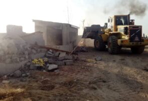 آزادسازی اراضی کشاورزی از قید ساخت و سازهای غیر مجاز در روستای نجم بخش تبادکان شهرستان مشهد