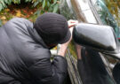 دستگیری متهمان به سرقت قطعات و محتویات داخل خودرو در سرخس