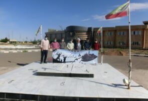 غبار روبی مزار شهدای گمنام دانشگاه آزاد تایباد