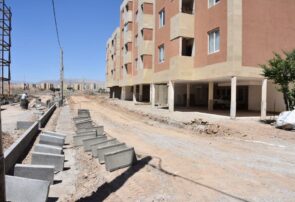 اجرای محوطه‌سازی مجتمع مسکونی مهر ۱۴۹ گلبهار