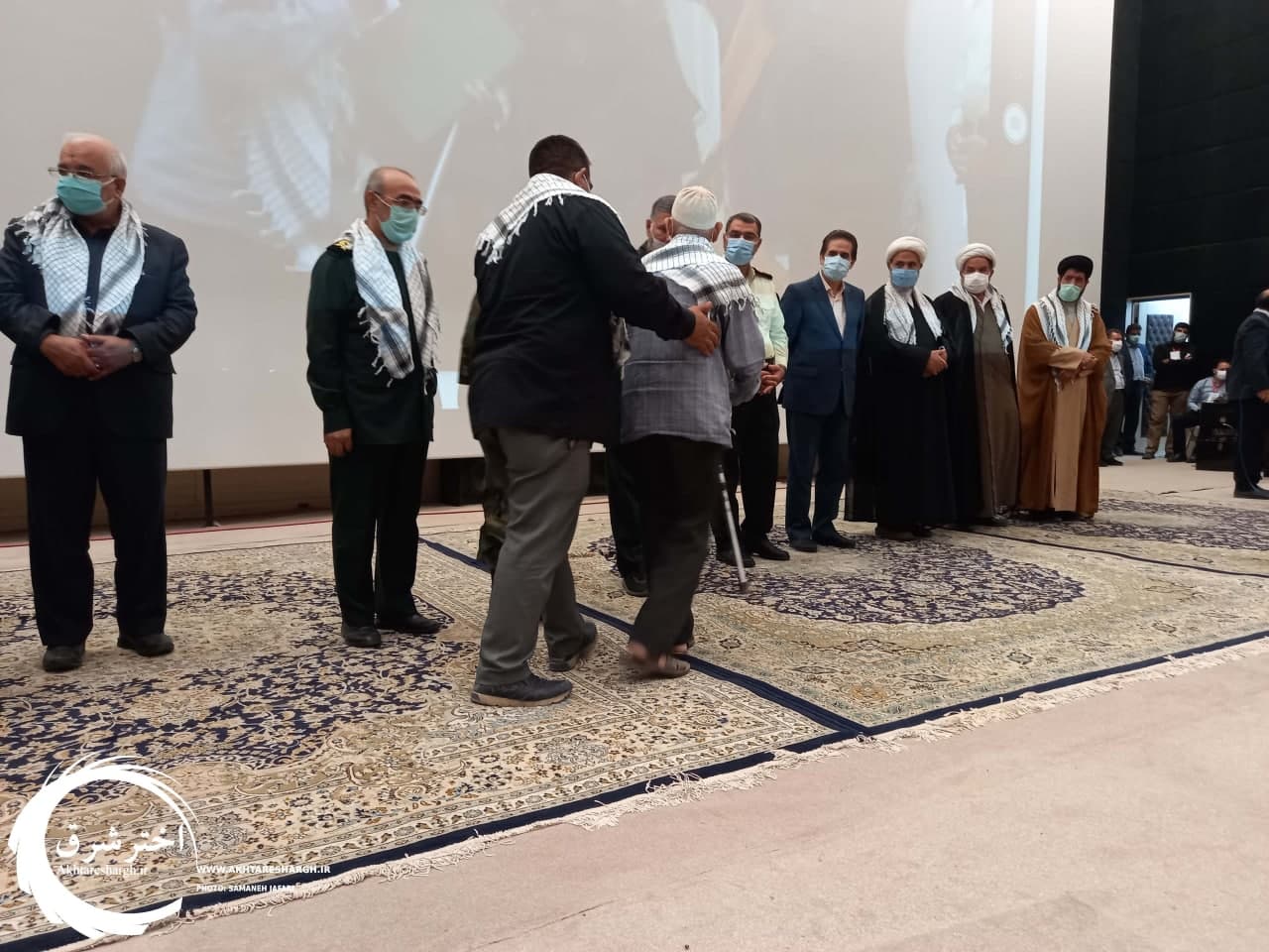 گزارش تصویری از آیین تجلیل و تکریم دفاع مقدس و مقاومت در مشهد