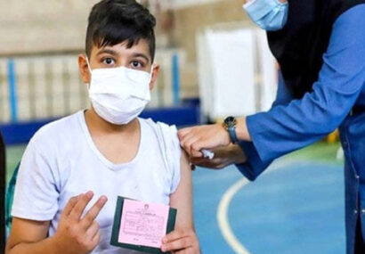 اجرای طرح ضربتی واکسیناسیون دانش آموزان رشتخوار