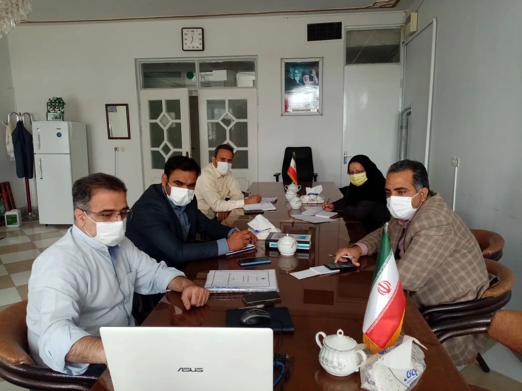 برگزاری جلسه تبادل نظر تامین مالی زنجیرهای واحدهای تولیدی صنعتی و صنفی در چهار شهرستان تربت حیدریه، رشتخوار، زاوه و مه ولات