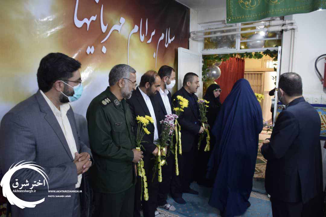 ۸ مادر زندانی شب عید فطر از زندان مرکزی مشهد آزاد شدند