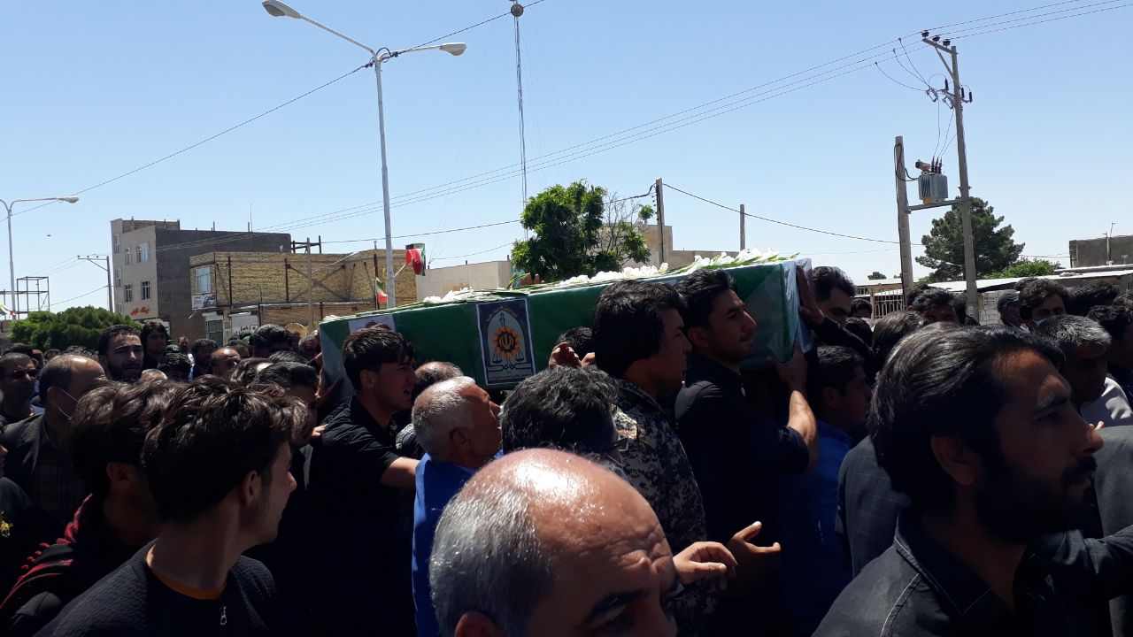 پیکر شهید شیبانی در رشتخوار تشییع شد
