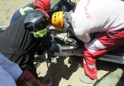 مرگ یک نفر در اثر تصادف خودرو سواری با گاردریل در ۴۵ کیلومتری محور نیشابور به سبزوار￼
