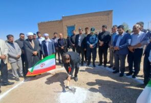 آیین کلنگ زنی ساخت آموزشگاه شش کلاسه در شهرستان صالح آباد