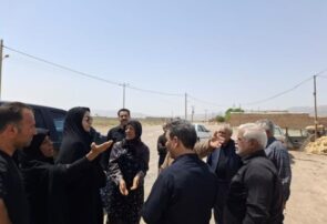 فرماندار مه‌ولات از وضعیت روستای شمس‌آباد بازدید و مشکلات زیربنایی آن را پیگیری کرد