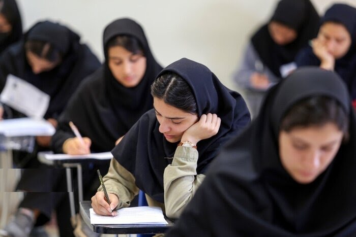 درخشش دانش‌آموزان خراسان رضوی در کنکور ۱۴۰۴ با کسب ۷ رتبه تک رقمی