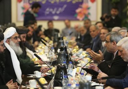 بررسی همکاریهای اقتصادی و مرزی در نشست مرزی استاندار خراسان رضوی و والی هرات بررسی همکاریهای اقتصادی و مرزی در نشست مرزی استاندار خراسان رضوی و والی هرات