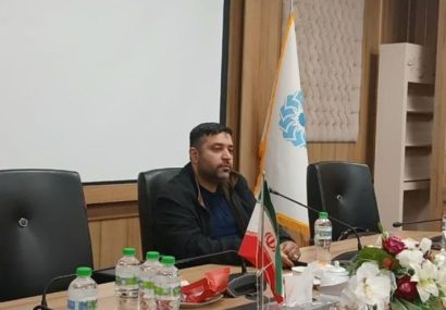 چهارمین نشست فصلی تسهیلگران کتابخوانی و مربیان طرح «چهره به چهره» در مشهد برگزار شد.