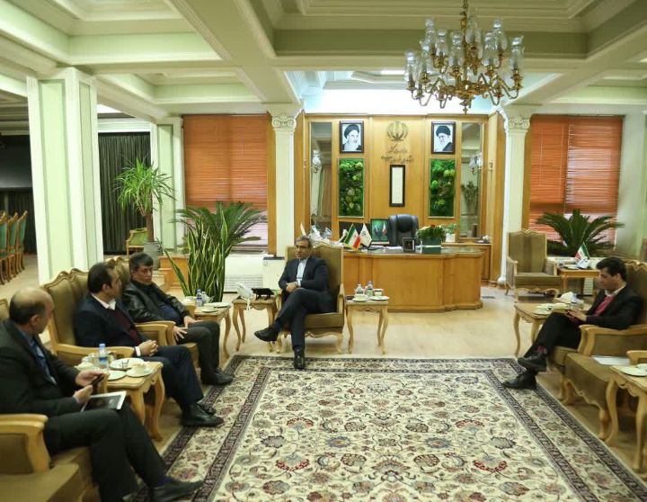 پیگیری تامین فضای استاندارد برای مرکز آموزش عالی علمیکاربردی خیام الکتریک در دیدار با استاندار خراسان رضوی پیگیری تامین فضای استاندارد برای مرکز آموزش عالی علمیکاربردی خیام الکتریک در دیدار با استاندار خراسان رضوی