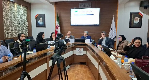 بررسی راهکارهای تعامل مؤثر پارکهای علم و فناوری با بازارهای داخلی و خارجی در نشست زیستبوم شرق کشور بررسی راهکارهای تعامل مؤثر پارکهای علم و فناوری با بازارهای داخلی و خارجی در نشست زیستبوم شرق کشور