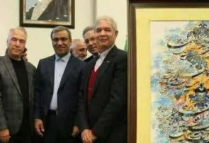 فروش ۳۵ میلیارد ریالی ۲ اثر قرآنی در مراسم با حضور استاندار خراسان رضوی برای حمایت از بیماران خاص