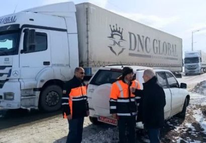 بازدید میدانی فرماندار قوچان از محور برفی قوچان به درگز و باجگیران