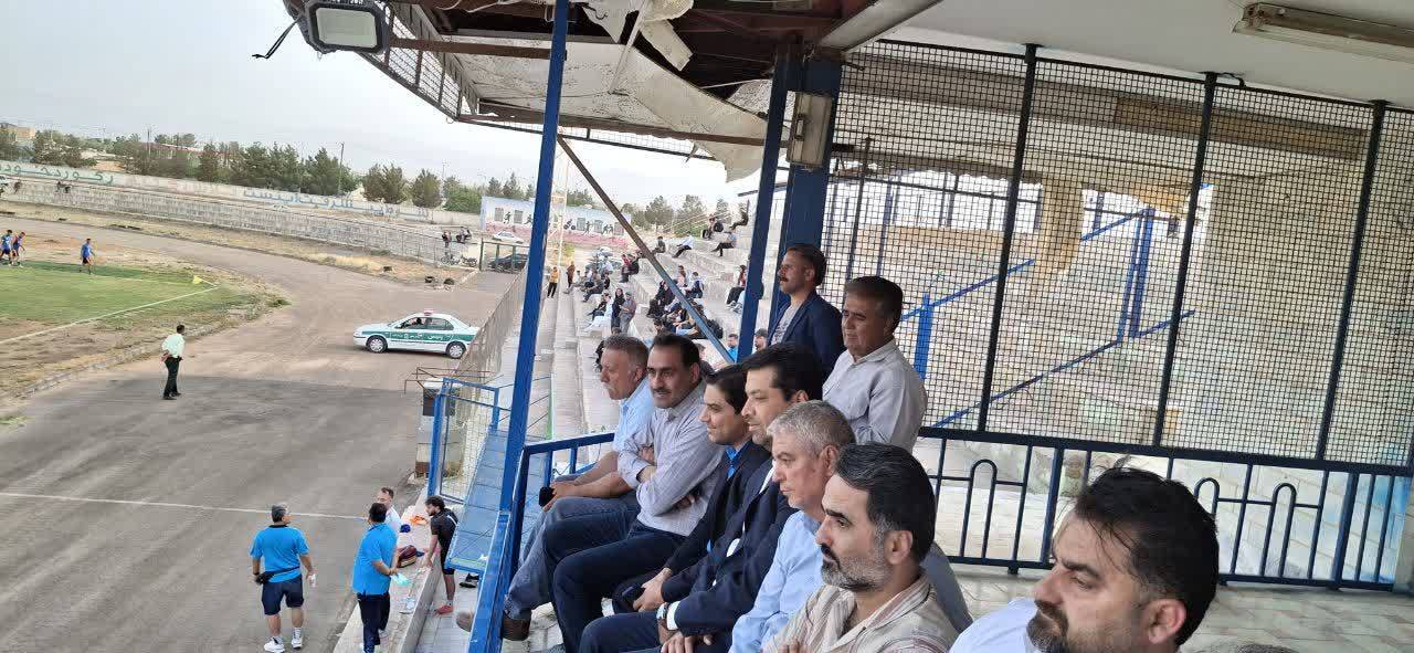 حضور فرماندار گناباد در استادیوم آزادی؛ گامی مؤثر در حمایت از ورزش شهرستان حضور فرماندار گناباد در استادیوم آزادی؛ گامی مؤثر در حمایت از ورزش شهرستان