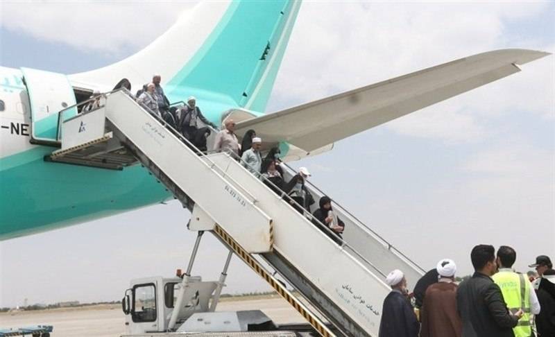 آغاز بازگشت حجاج تمتع از ۱۱ خردادماه به فرودگاه بینالمللی مشهد آغاز بازگشت حجاج تمتع از ۱۱ خردادماه به فرودگاه بینالمللی مشهد