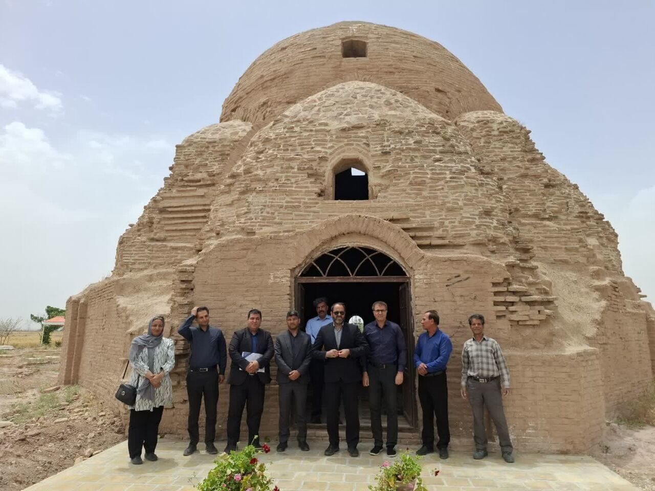 احیای گنبد سلجوقی شادمهرک نیشابور احیای گنبد سلجوقی شادمهرک نیشابور