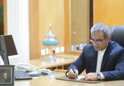 کارگران ایرانی در خط مقدم جهاد اقتصادی ایستادهاند کارگران ایرانی در خط مقدم جهاد اقتصادی ایستادهاند