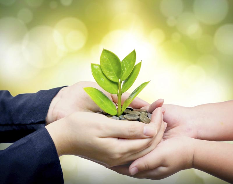 کاهش رنج دیگران، یکی از فواید صدقه دادن کاهش رنج دیگران، یکی از فواید صدقه دادن