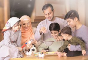 افزایش احساس تعلق، یکی از فواید تعاون و همکاری در خانواده