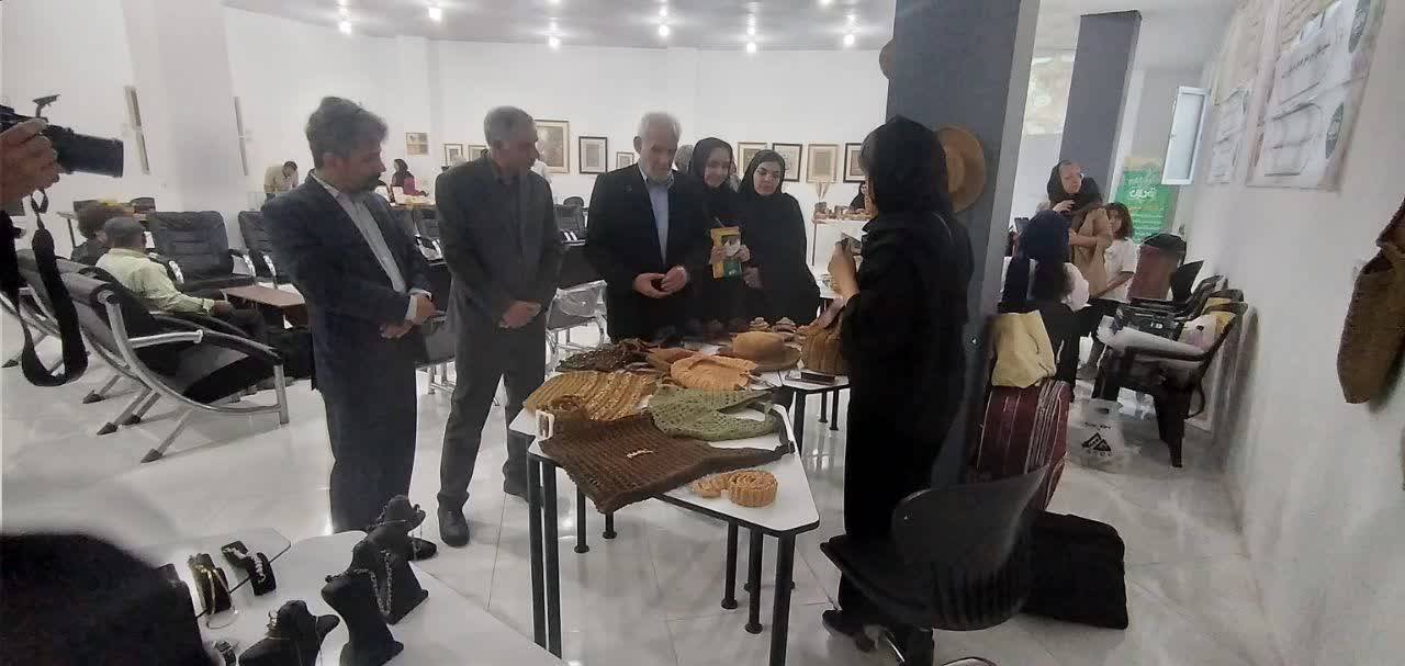افتتاح نمایشگاه صنایع دستی سبزوار با محور «اصالت، هویت و اقتصاد خلاق» افتتاح نمایشگاه صنایع دستی سبزوار با محور «اصالت، هویت و اقتصاد خلاق»