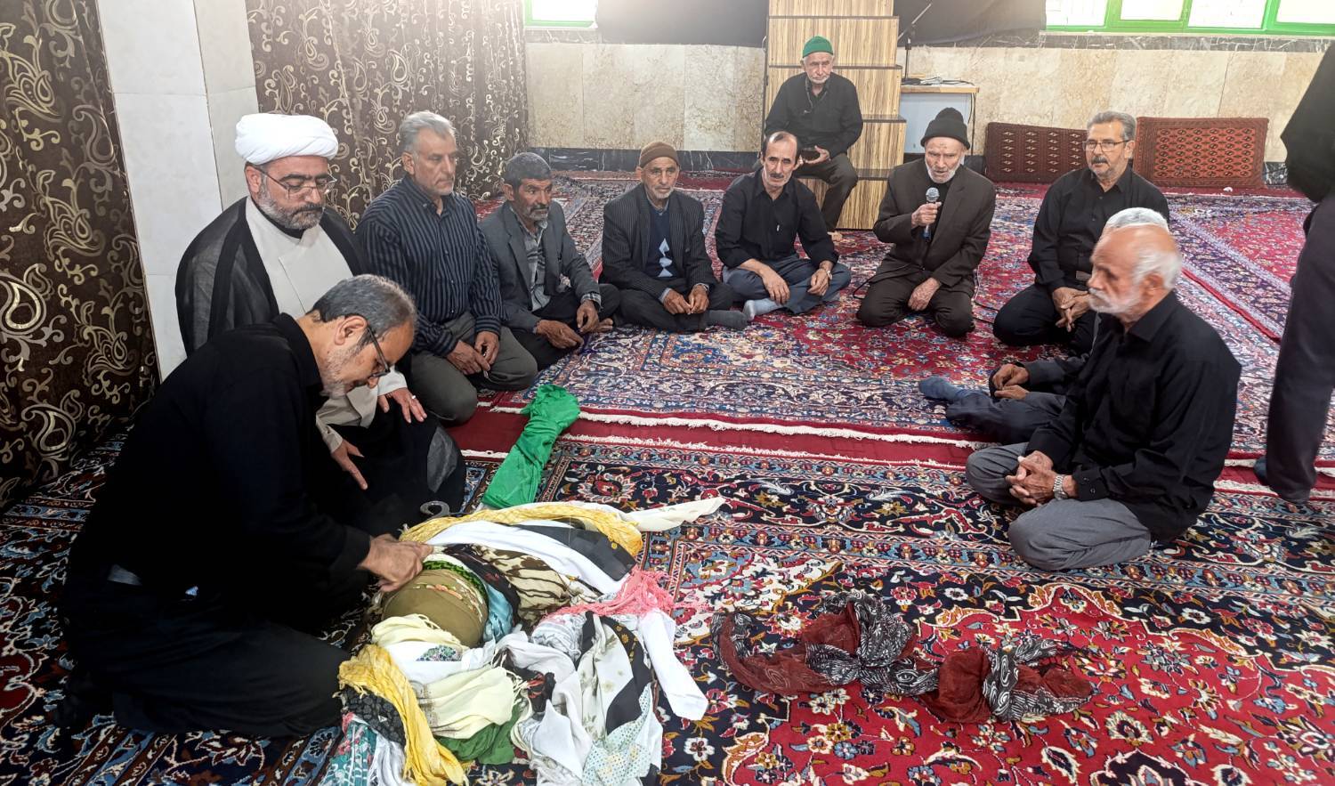 آیین سنتی علم بندان در کدکن؛ سوگواره ای کهن در نخستین روز های محرم آیین سنتی علم بندان در کدکن؛ سوگواره ای کهن در نخستین روز های محرم