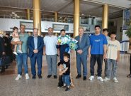 استقبال از قهرمان طلایی ووشو در فرودگاه مشهد استقبال از قهرمان طلایی ووشو در فرودگاه مشهد
