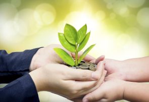 کاهش رنج دیگران، یکی از معیارهای صدقه دادن