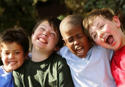 احساس گناه نکردن در کنار او، یکی از معیار های انتخاب دوست خوب