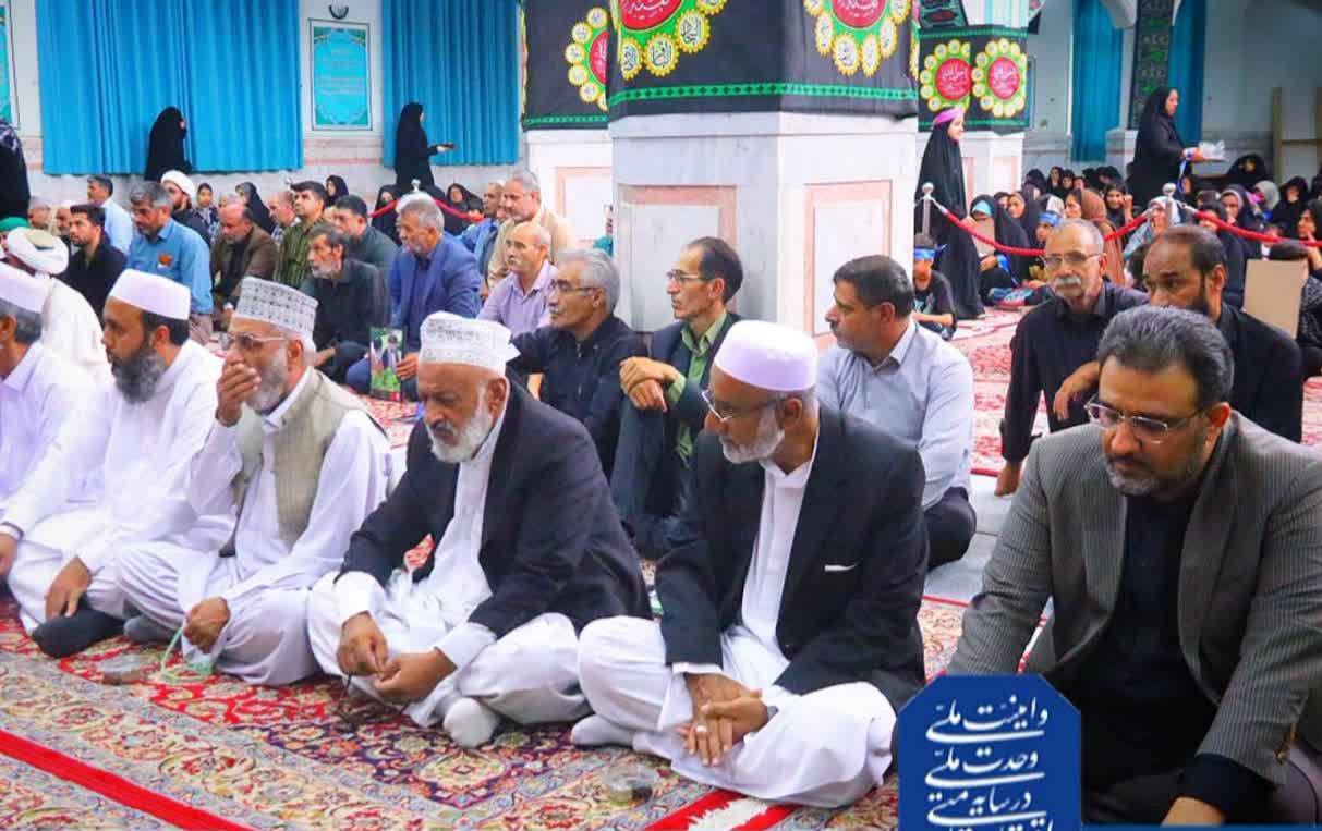 برگزاری مراسم رهبر شهید با حضور علمای شیعه و اهل سنت در سرخس برگزاری مراسم رهبر شهید با حضور علمای شیعه و اهل سنت در سرخس
