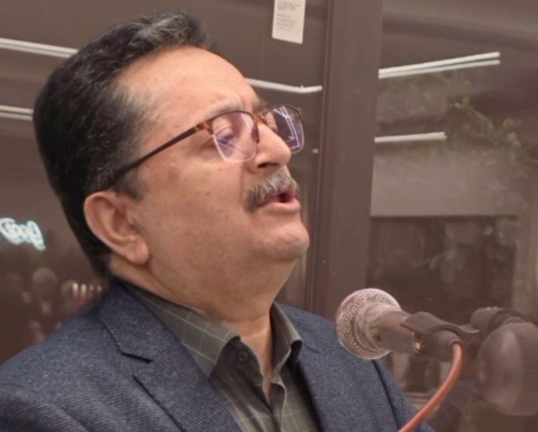 مدیران زعفرانی؛ وقتی عطر هدیه جای کارنامه را میگیرد مدیران زعفرانی؛ وقتی عطر هدیه جای کارنامه را میگیرد