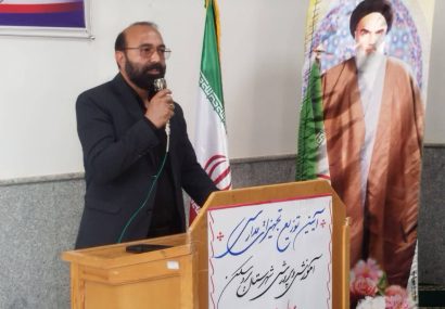 توزیع تجهیزات آموزشی در مدارس عشایری بردسکن توزیع تجهیزات آموزشی در مدارس عشایری بردسکن